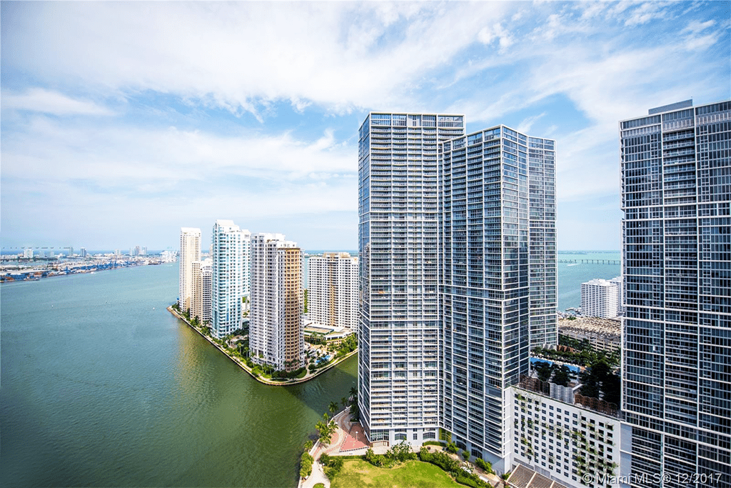 Apartments for Rent at Epic Residences Miami